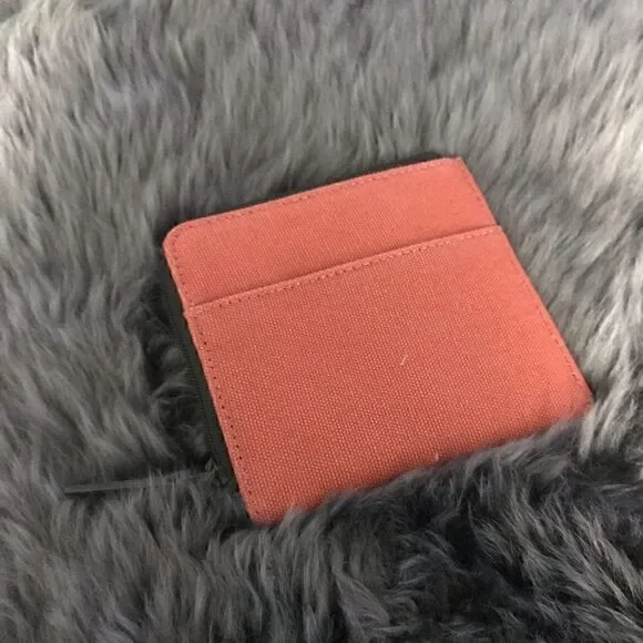 FOSSIL Grady L-zip bifold in navy - Picture 2 of 4